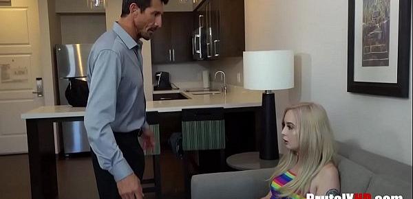  Conservative Dad Teaches Daughter To Behave
